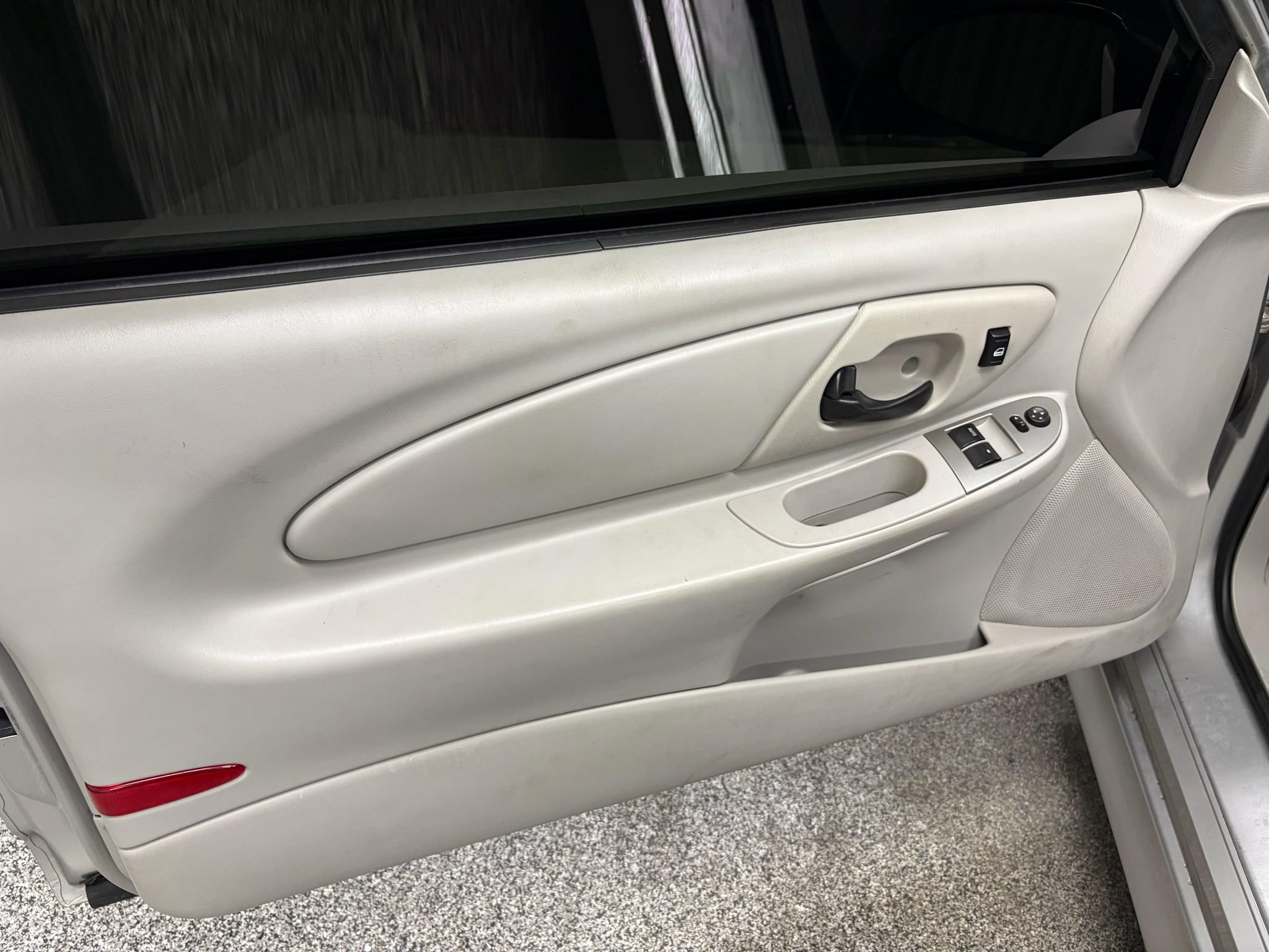 Used 2006 Chevrolet Monte Carlo SS w/ Convenience Package FWD image 16