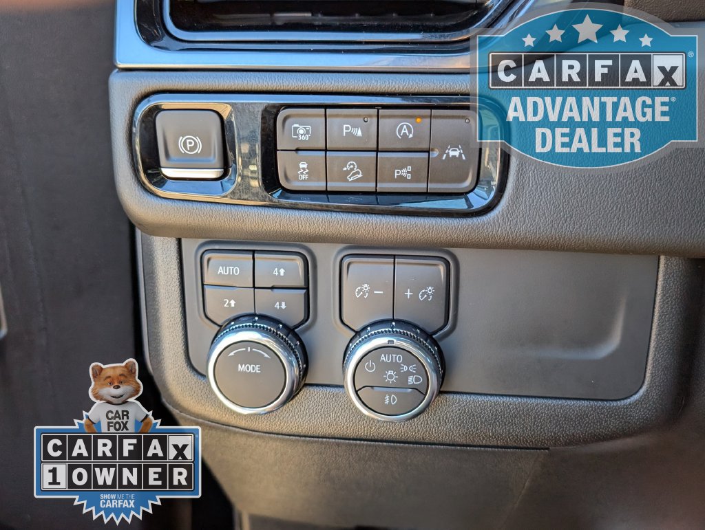 Used 2025 GMC Yukon AT4 AWD/4WD image 15