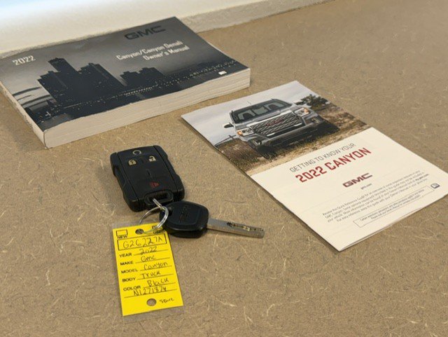 Certified 2025 GMC Yukon Denali AWD/4WD image 14