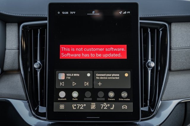 New 2026 Volvo XC90 B5 Plus image 21