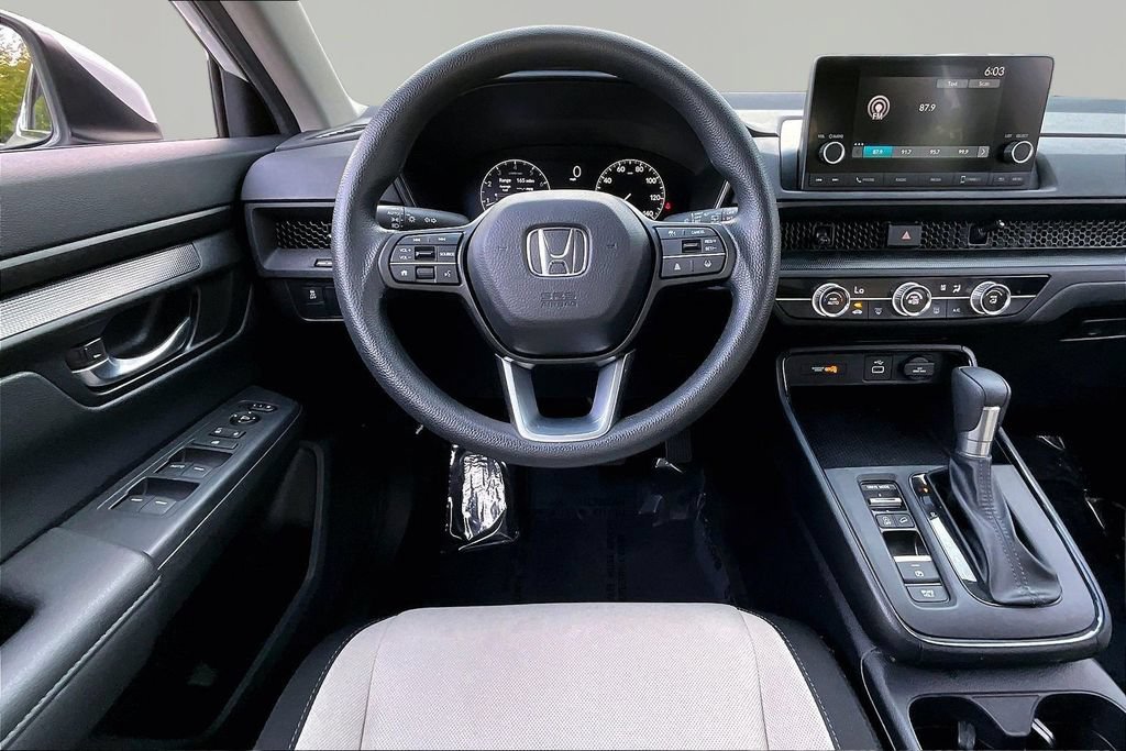 Used 2024 Honda CR-V LX image 9