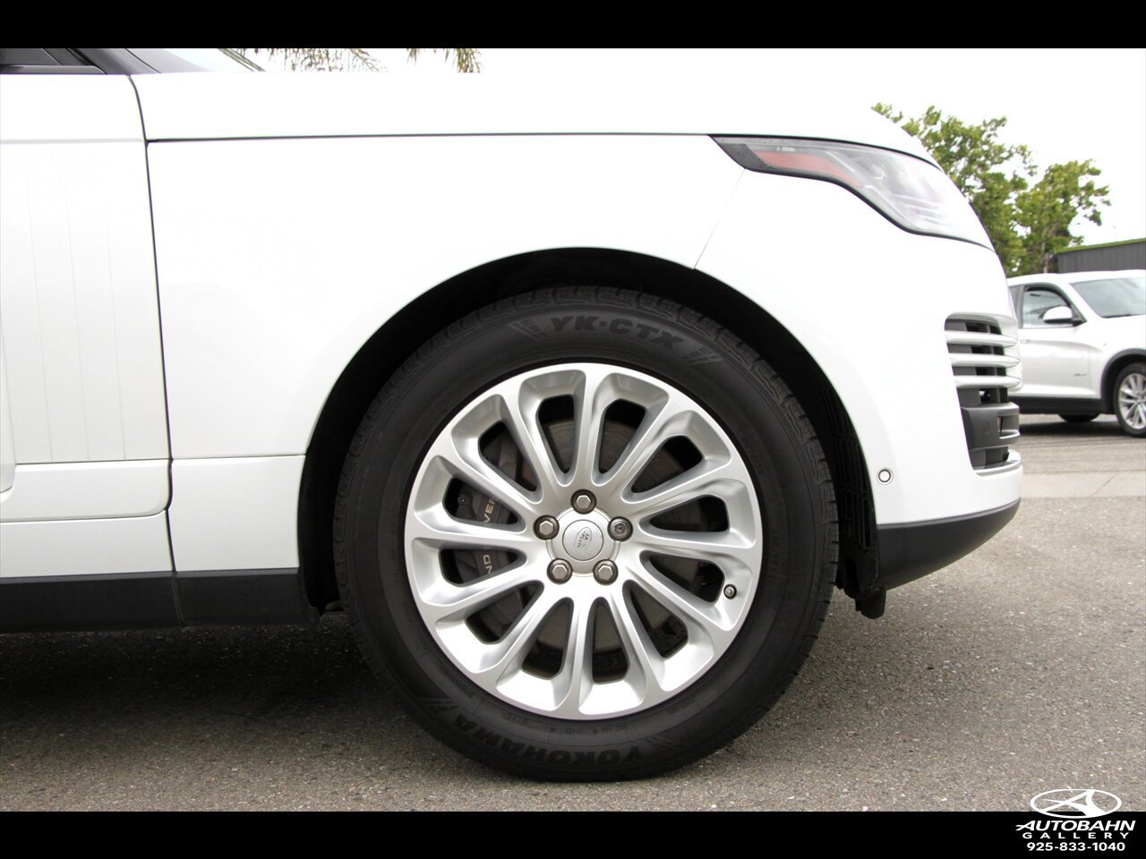 Used 2019 Land Rover Range Rover HSE AWD/4WD image 10