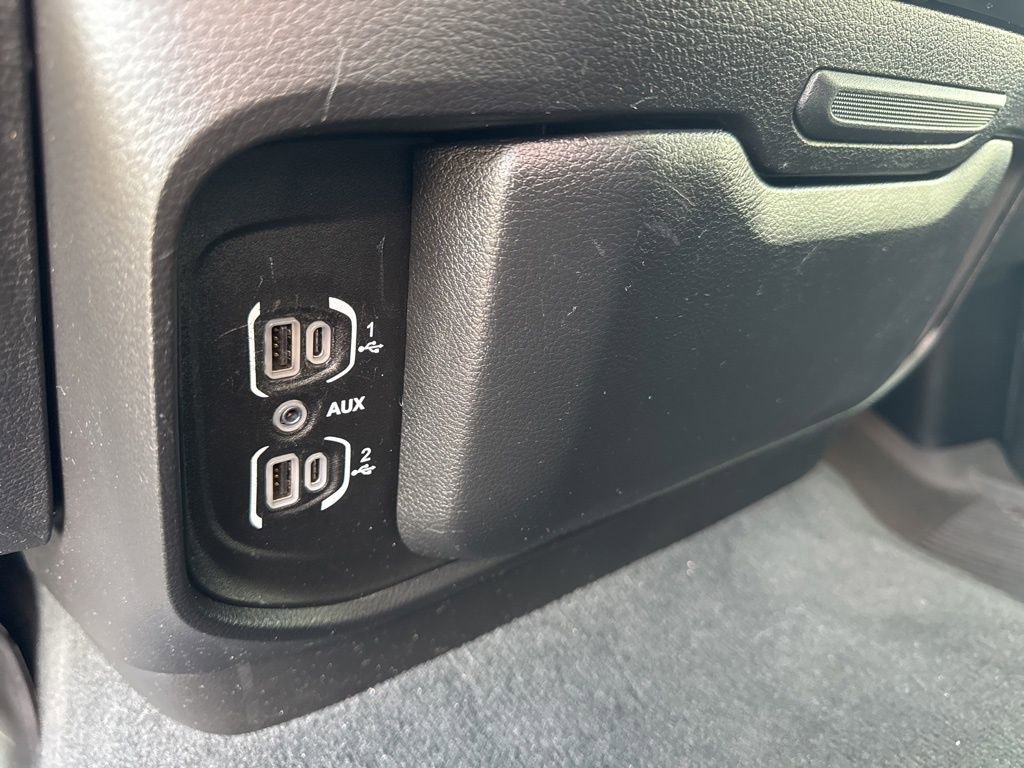 Used 2019 RAM 1500 Big Horn image 43