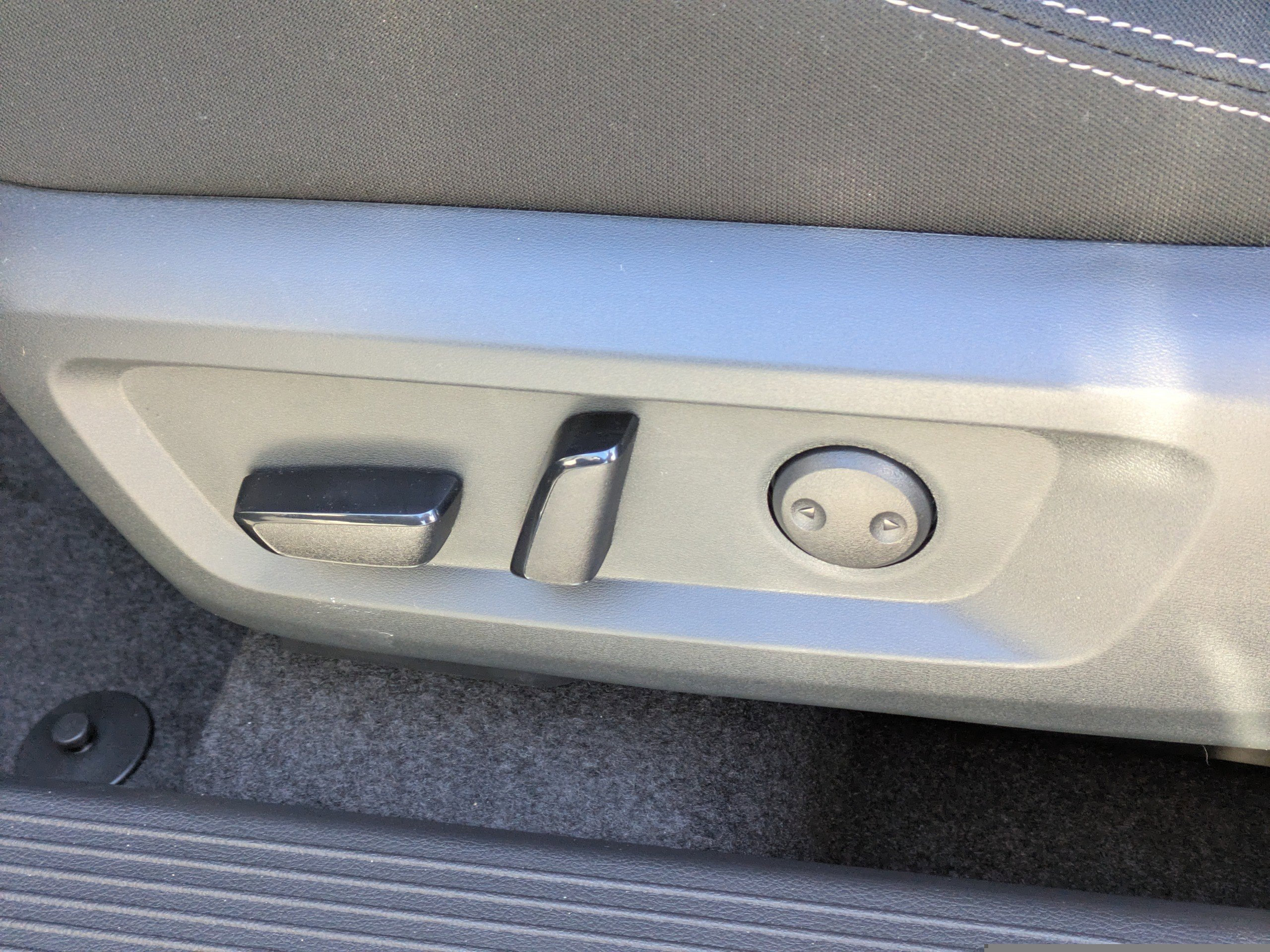 New 2027 Nissan Rogue SV w/ Cold Weather Package FWD image 21
