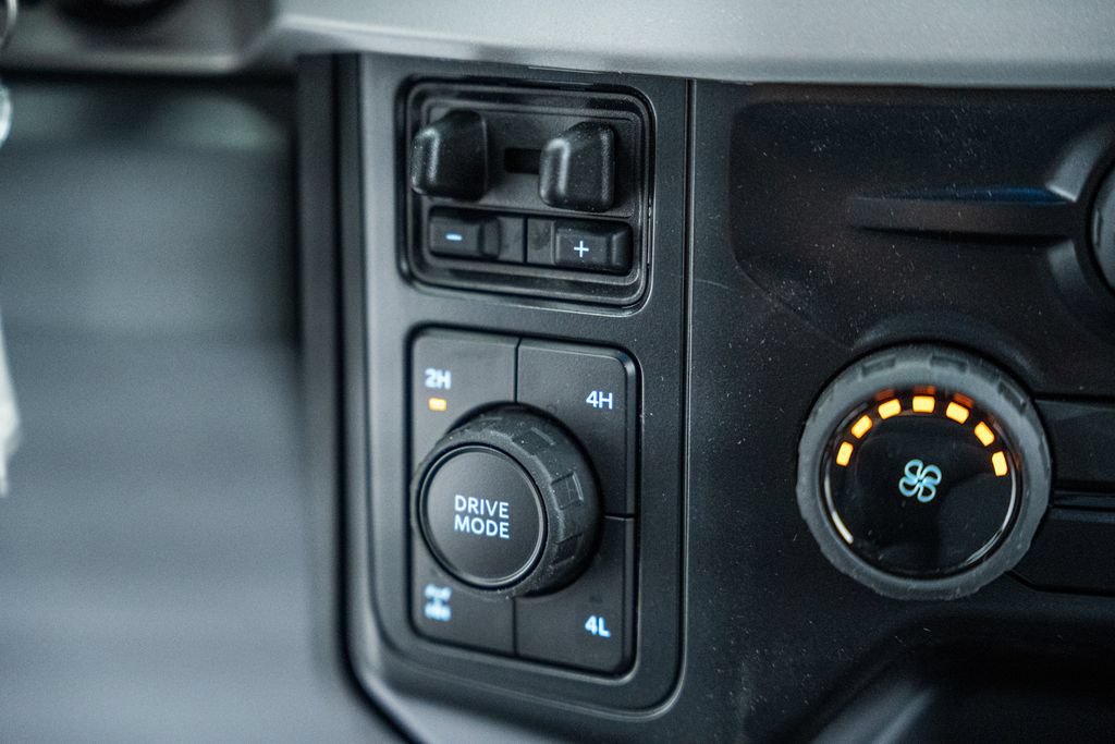 New 2026 Ford F250 XL w/ STX Appearance Package AWD/4WD image 29