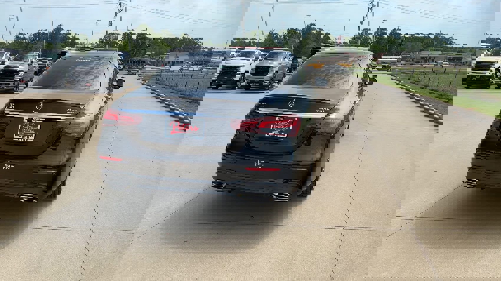 Used 2021 Mercedes-Benz E 350 4MATIC Sedan image 7