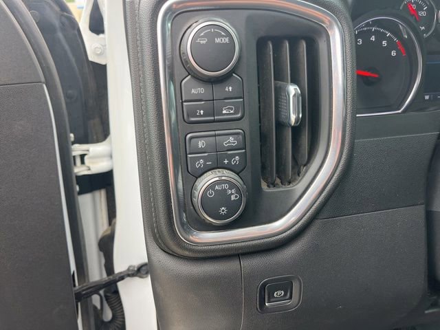 Used 2021 Chevrolet Silverado 1500 RST AWD/4WD image 16