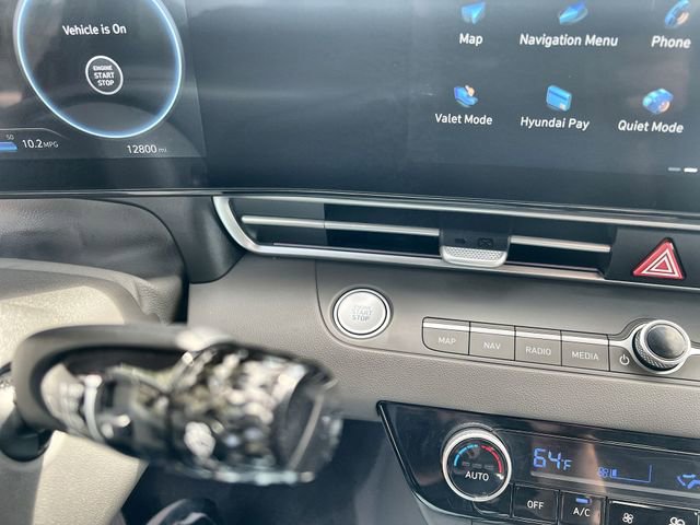 Used 2025 Hyundai Elantra SEL image 16