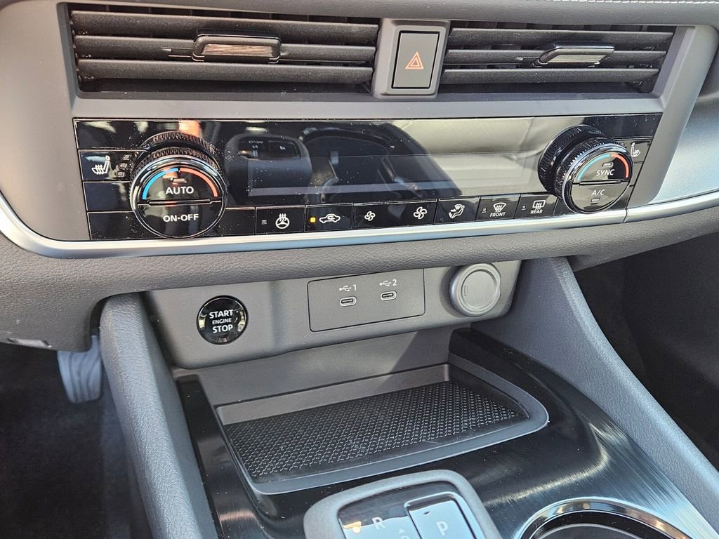 New 2026 Nissan Rogue SV image 21