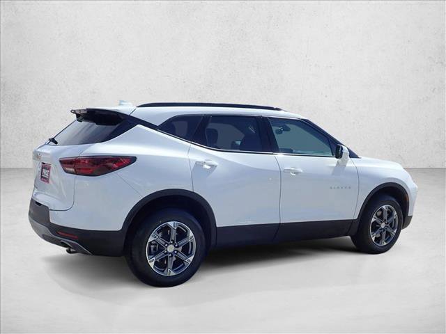 Used 2024 Chevrolet Blazer LT AWD/4WD image 4