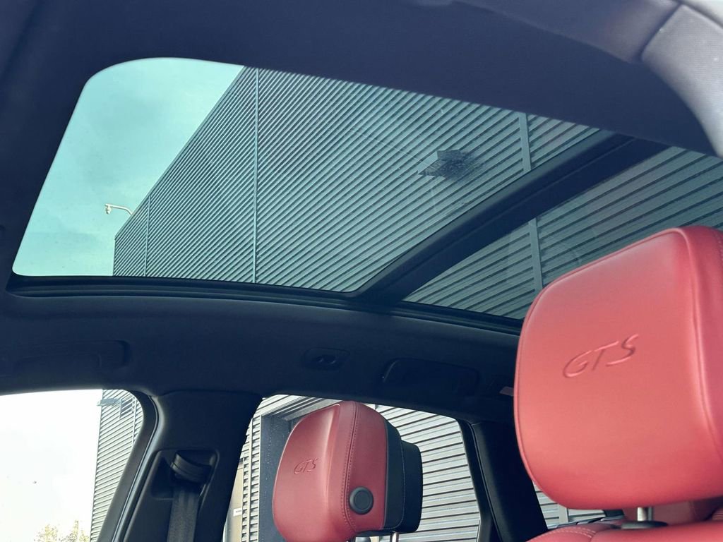 Used 2023 Porsche Macan GTS image 18