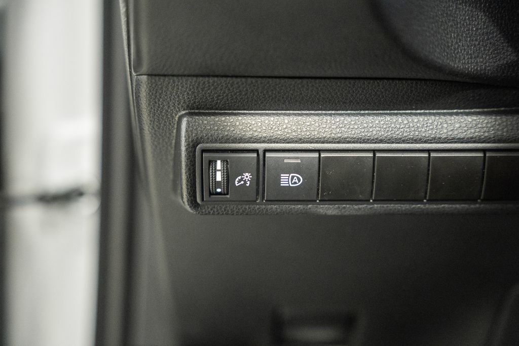 Used 2023 Toyota Corolla SE w/ Carpet Mat Package (TMS) image 36