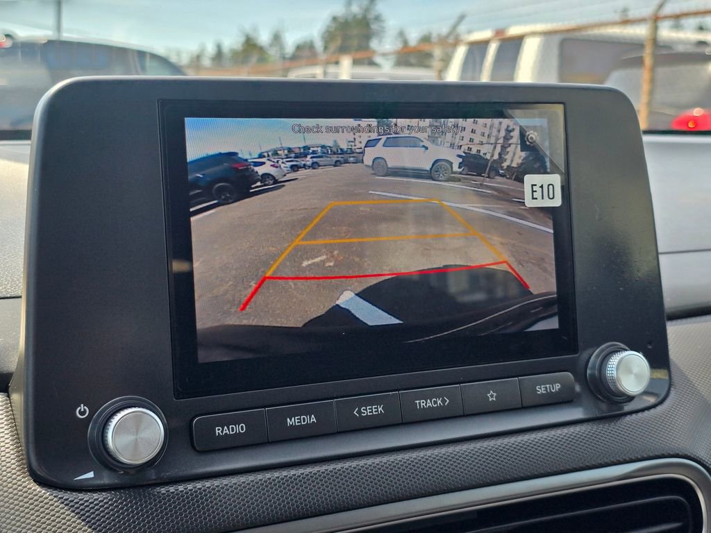Used 2023 Hyundai Kona SE FWD image 21