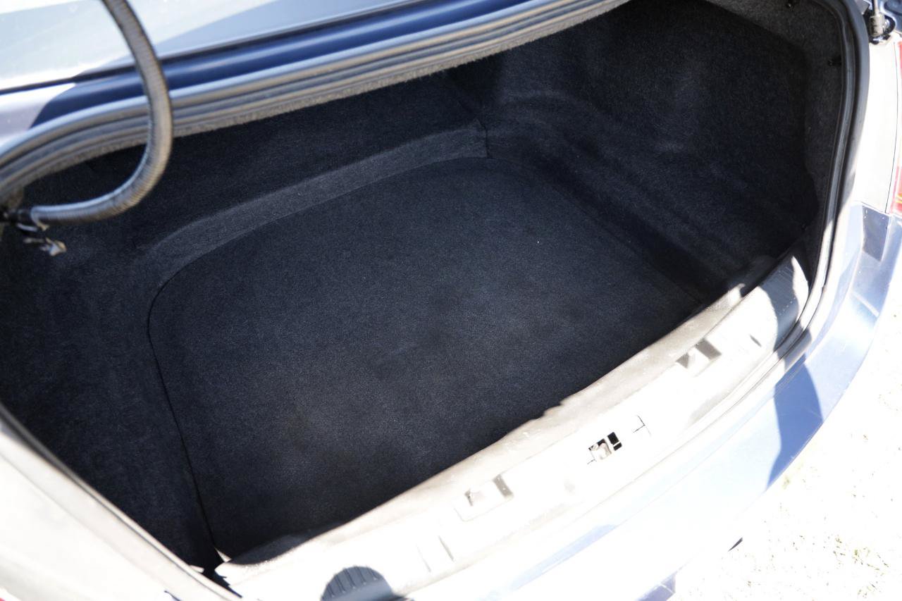 Used 2012 Ford Taurus SEL FWD image 23