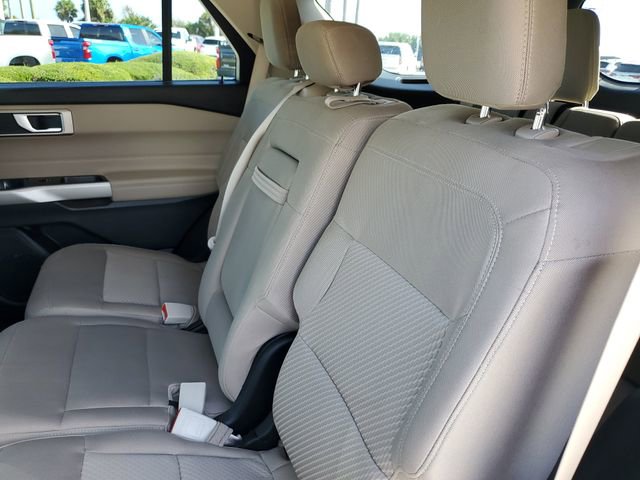 Used 2023 Ford Explorer XLT RWD image 12