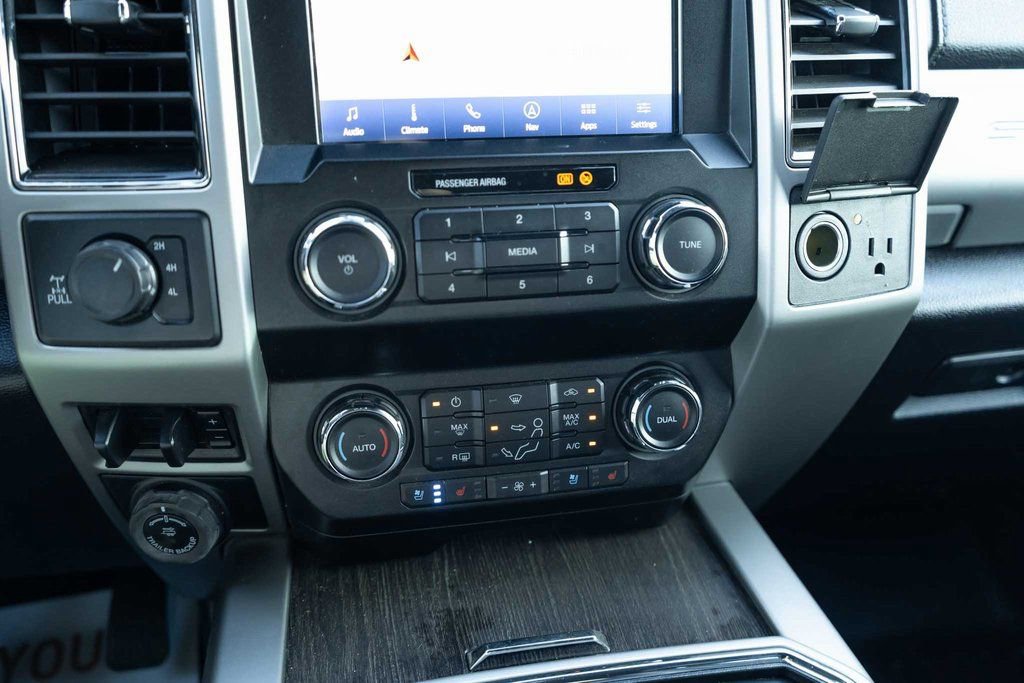 Used 2020 Ford F250 Lariat image 18