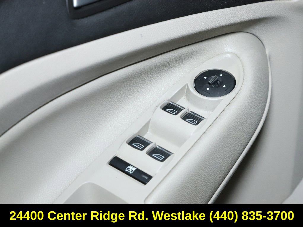 Used 2015 Ford Escape Titanium w/ Equipment Group 301A image 17