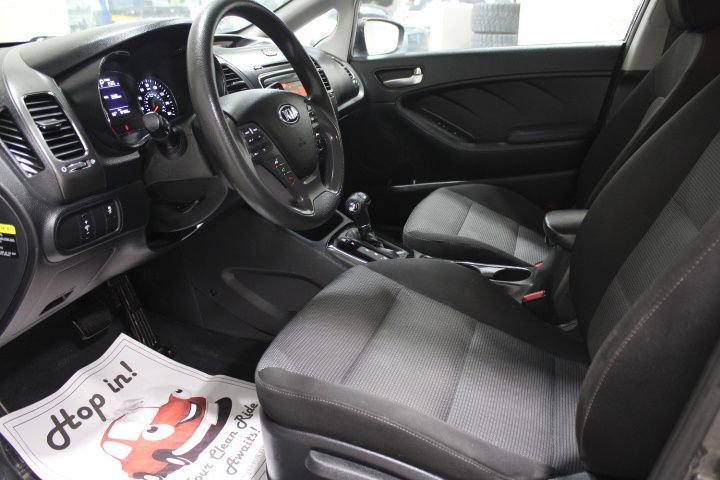 Used 2018 Kia Forte LX image 18