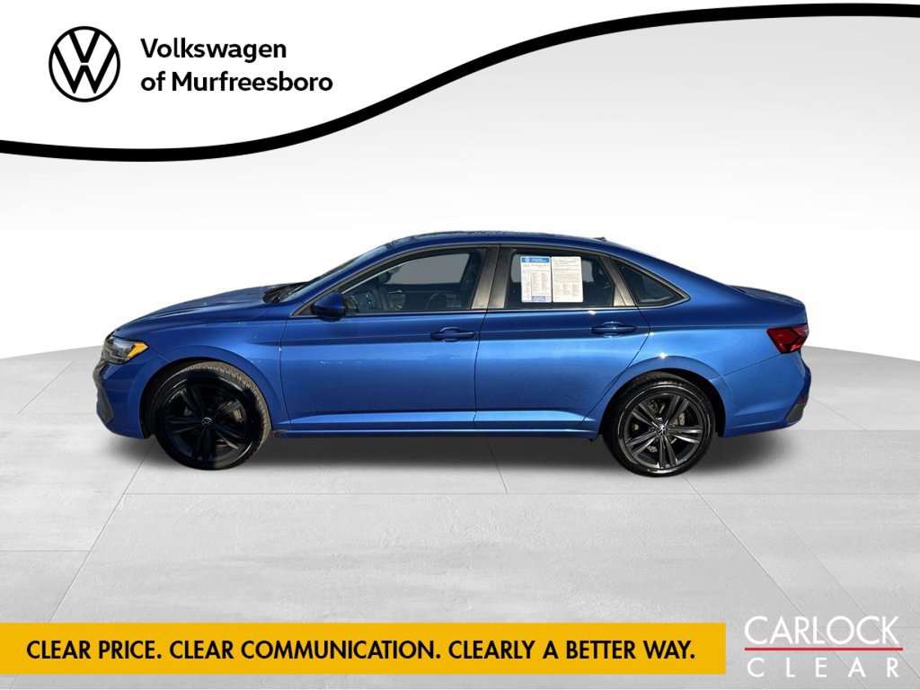 Certified 2022 Volkswagen Jetta SE FWD image 4