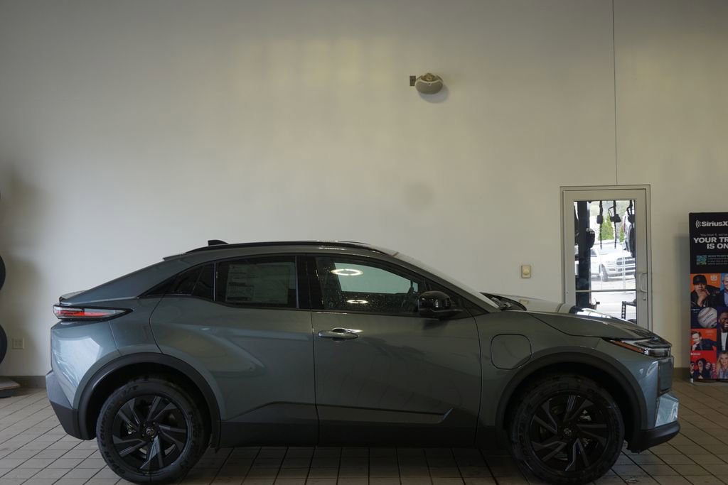 New 2026 Toyota C-HR image 16