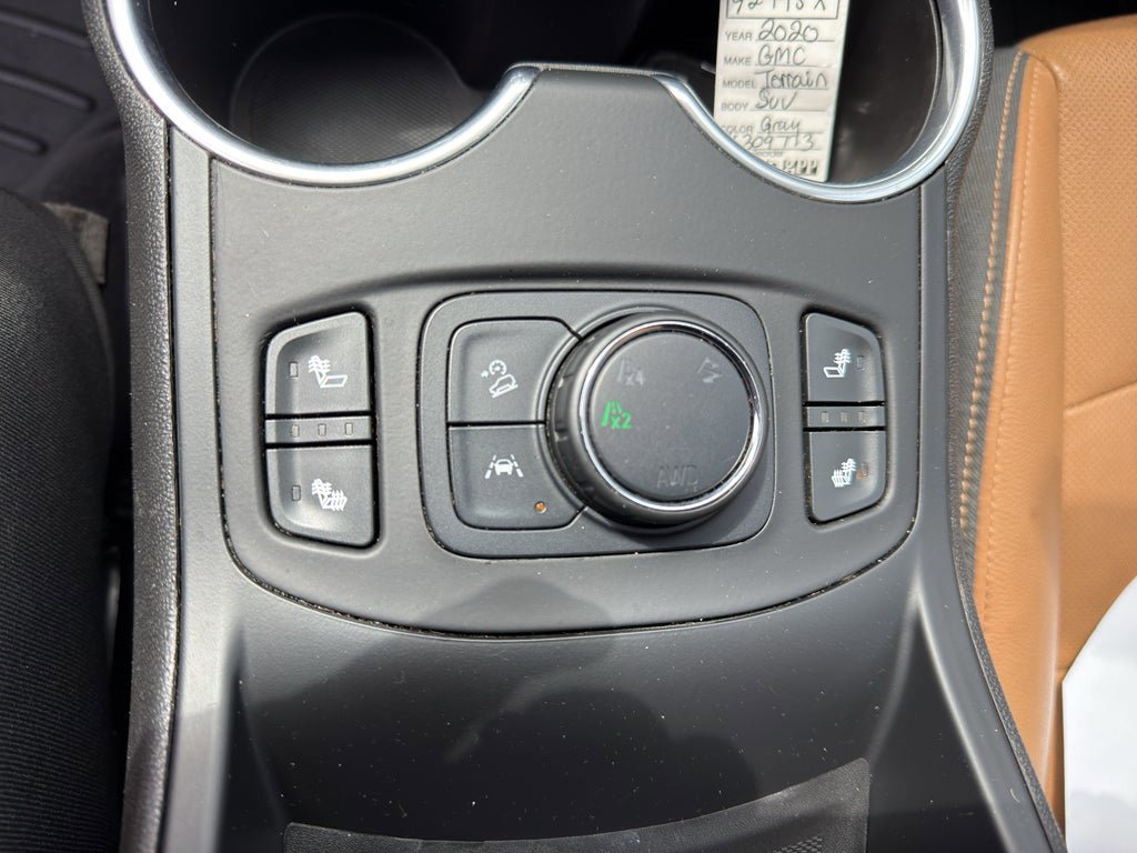 Used 2020 GMC Terrain SLT w/ Preferred Package image 16