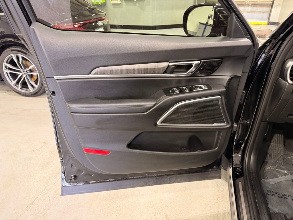 Used 2024 Kia Telluride SX Prestige image 10