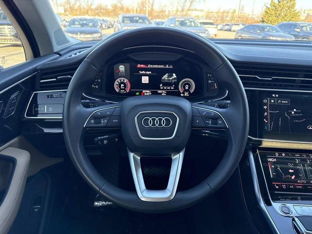 Used 2023 Audi Q7 3.0T Prestige image 13