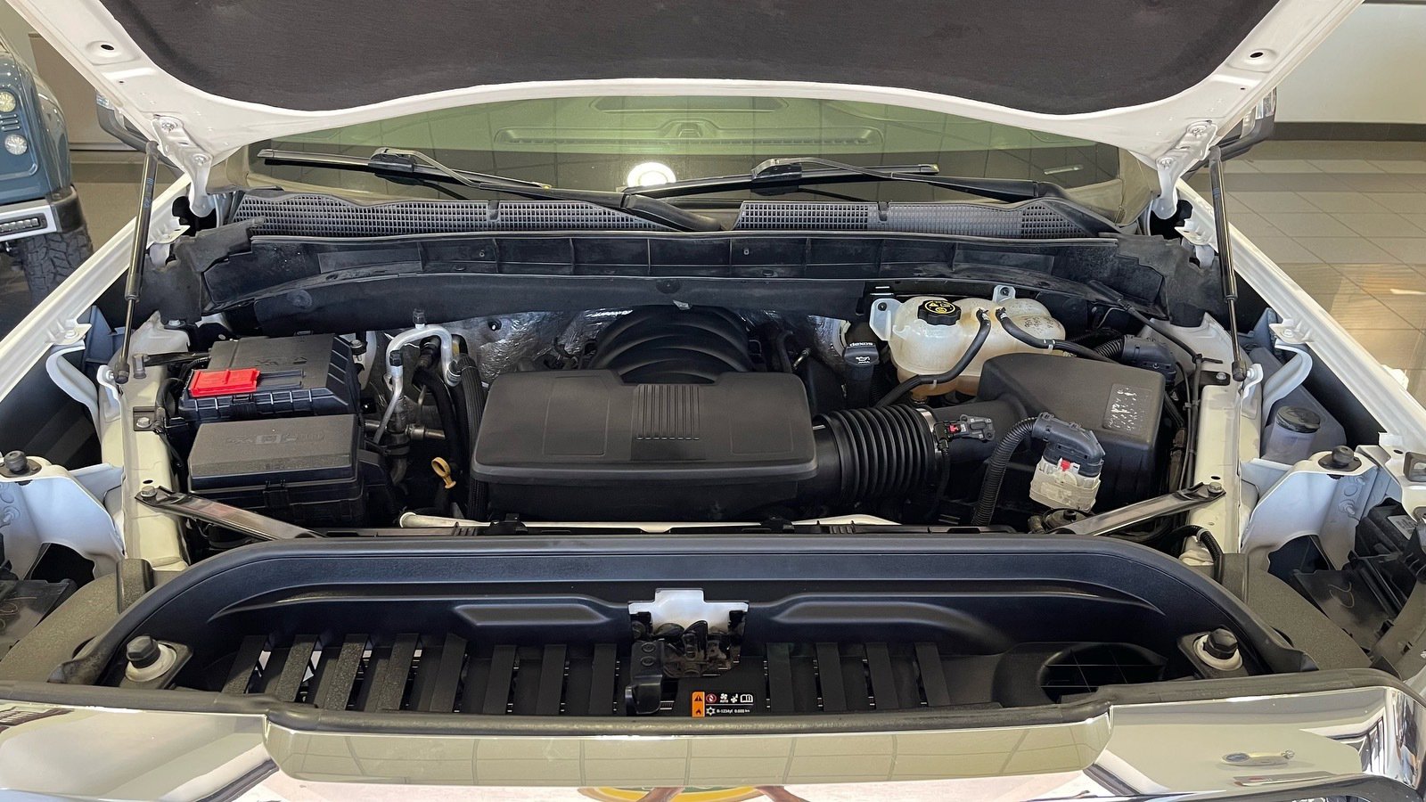 Used 2019 GMC Sierra 1500 SLT w/ SLT Premium Package image 22