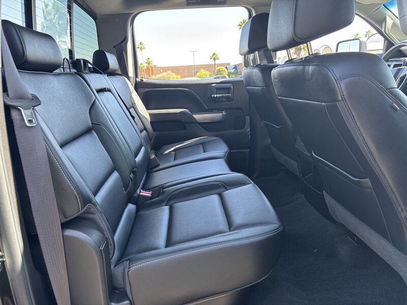 Used 2016 Chevrolet Silverado 2500 LTZ w/ LTZ Plus Package AWD/4WD image 29