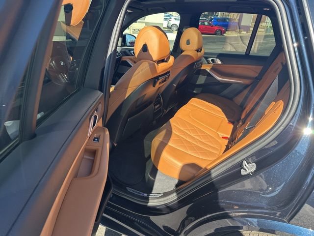 Used 2023 BMW X5 xDrive40i w/ M Sport Package AWD/4WD image 16