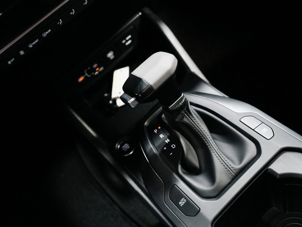 Used 2025 Kia K4 LXS image 25