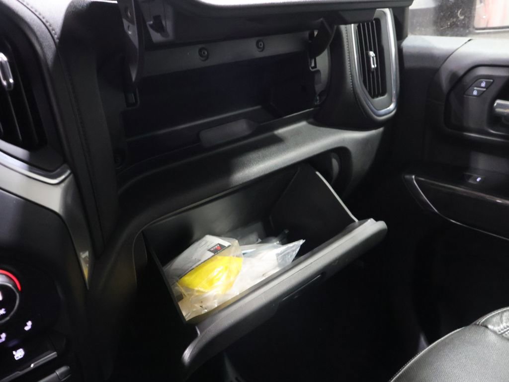 Used 2020 Chevrolet Silverado 3500 LTZ w/ LTZ Premium Package image 31