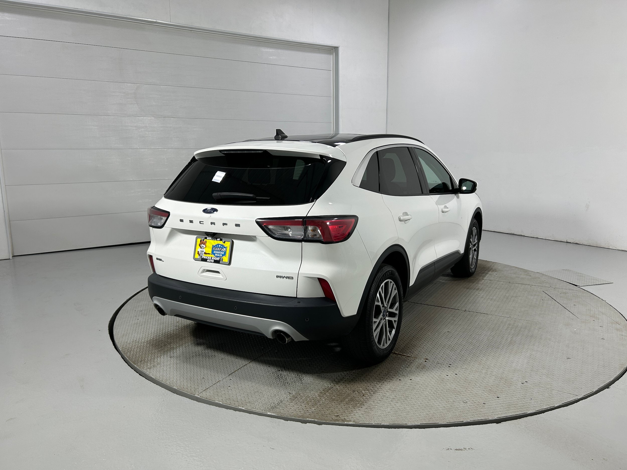 Used 2021 Ford Escape SEL w/ Technology Package AWD/4WD image 36