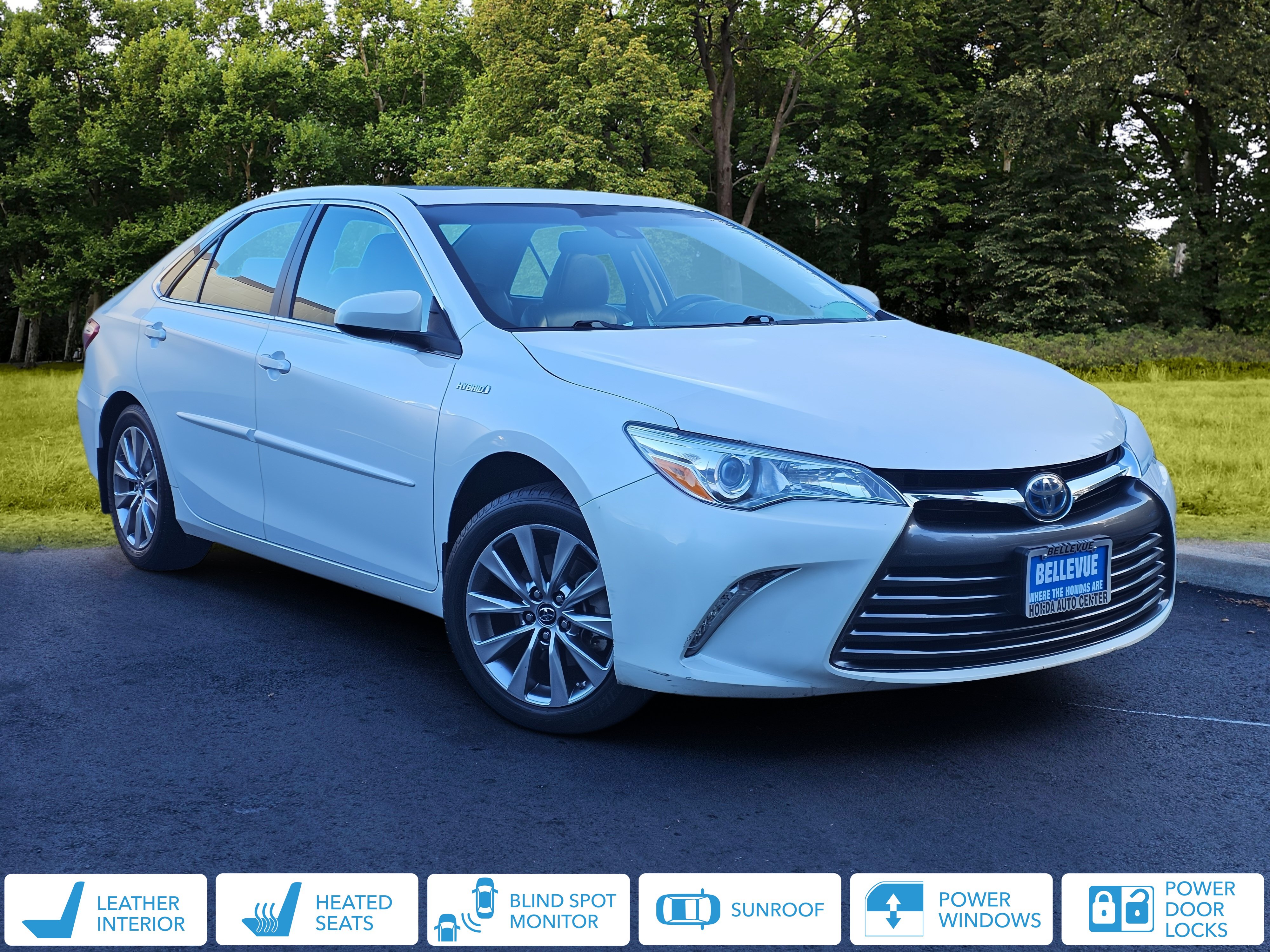 Used 2015 Toyota Camry XLE w/ Moonroof Package FWD image 1