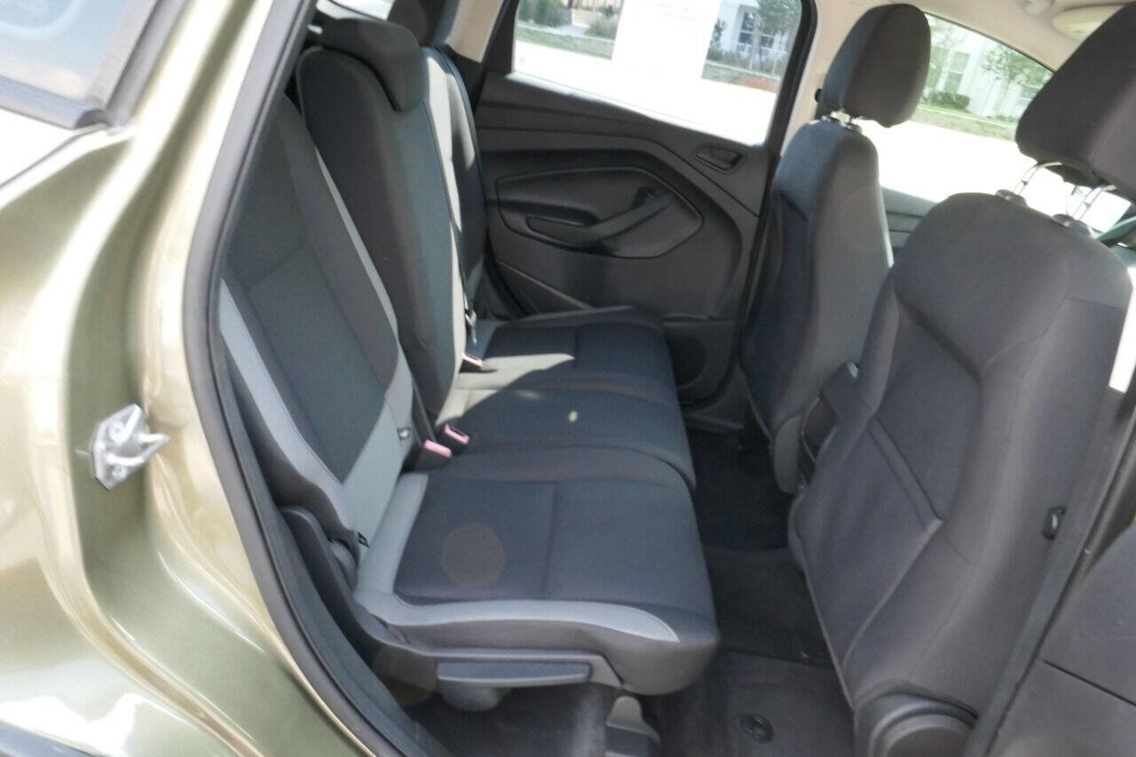 Used 2014 Ford Escape S image 18