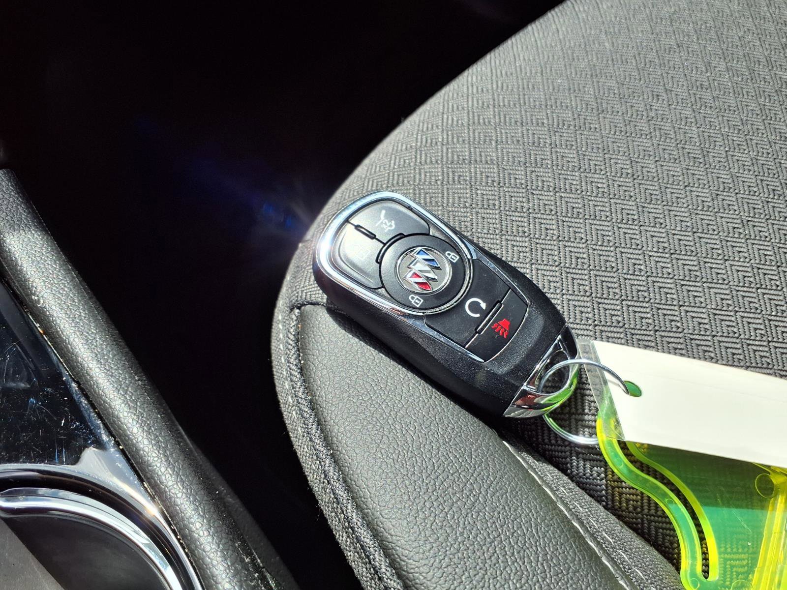 Used 2023 Buick Encore GX Select w/ Sport Touring Package image 22