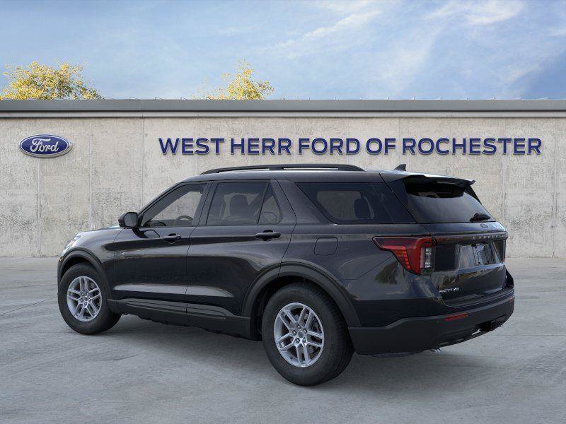Used 2026 Ford Explorer Active AWD/4WD image 5