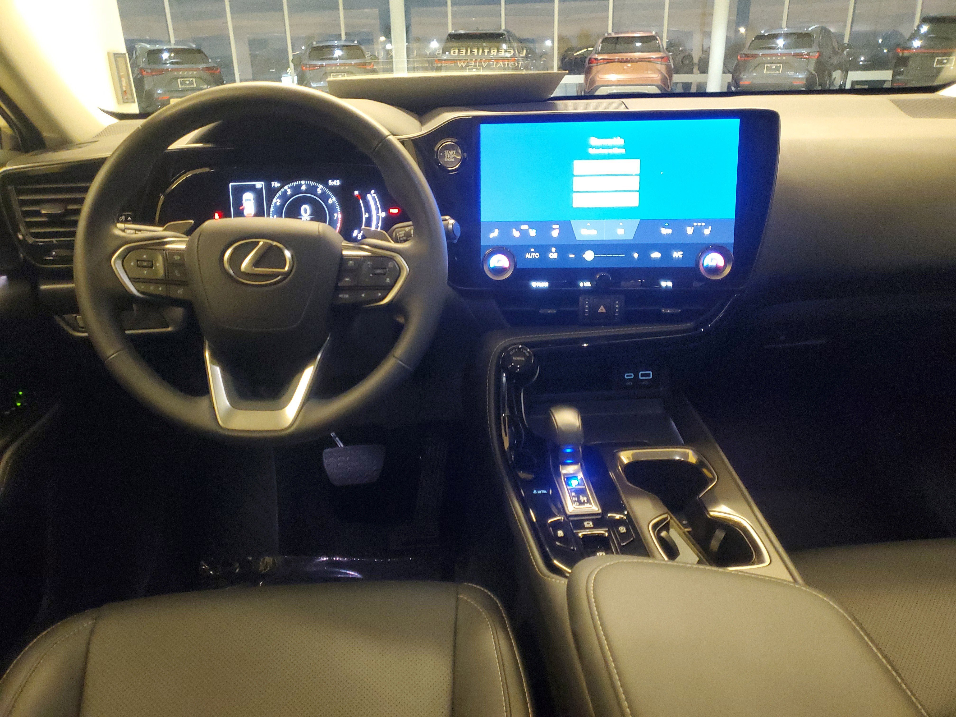 Certified 2025 Lexus NX 250 FWD w/ Premium Package image 14