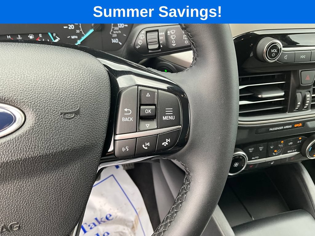 Certified 2022 Ford Escape SE w/ Cold Weather Package AWD/4WD image 26