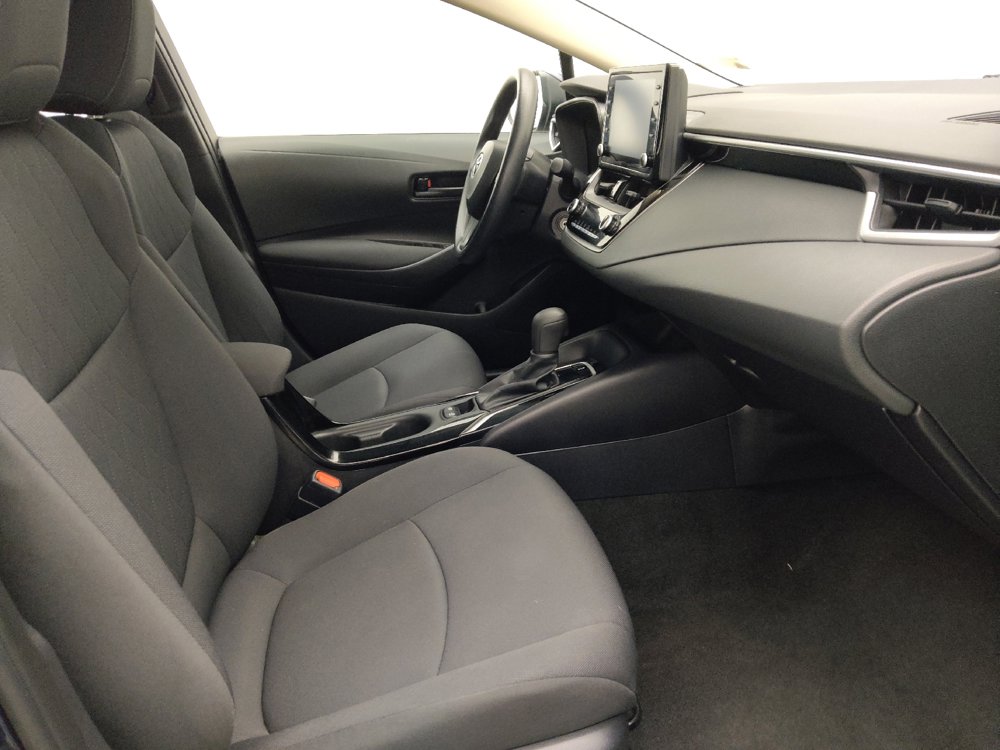 Used 2022 Toyota Corolla LE FWD image 21
