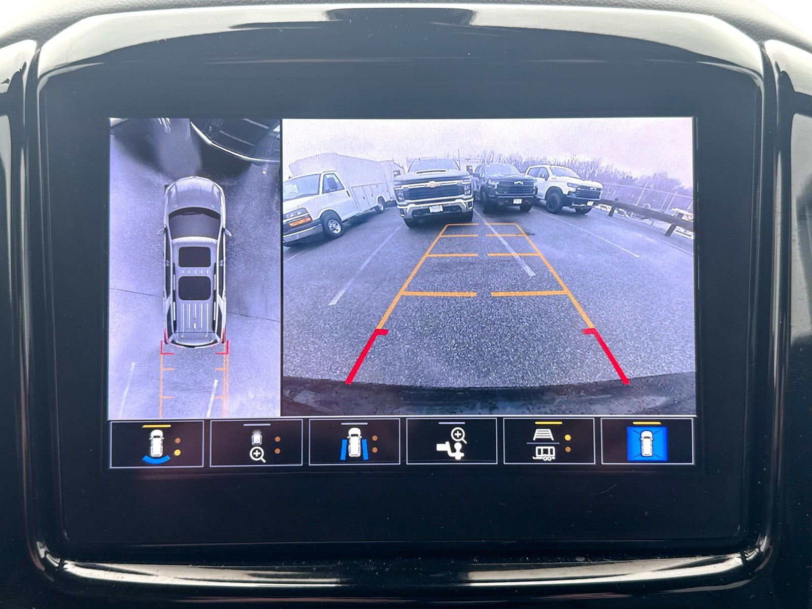 Certified 2023 Chevrolet Traverse Premier w/ Redline Edition image 39