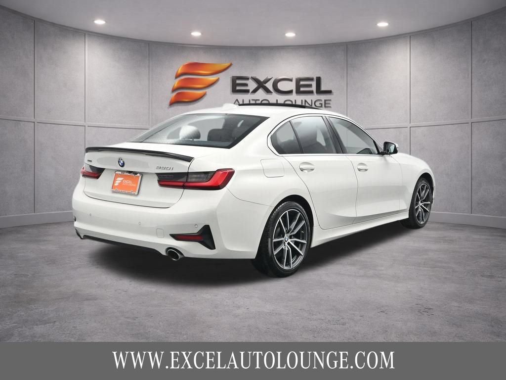 Used 2019 BMW 330i xDrive Sedan w/ Convenience Package AWD/4WD image 9