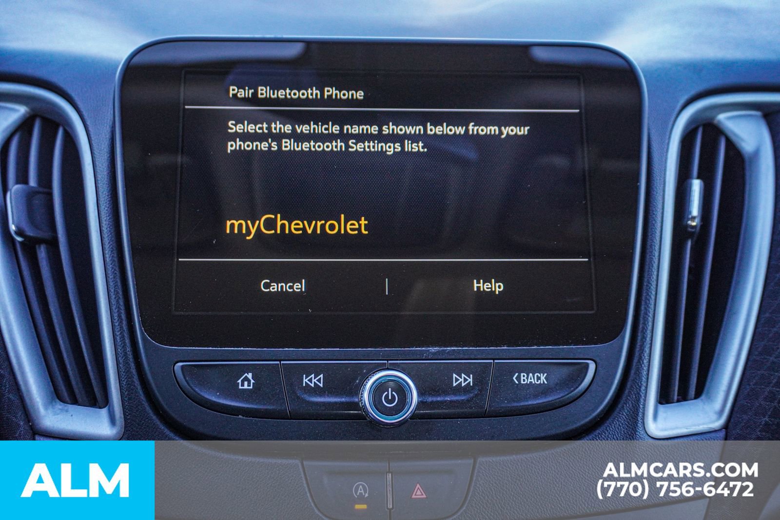 Used 2024 Chevrolet Malibu LT image 40