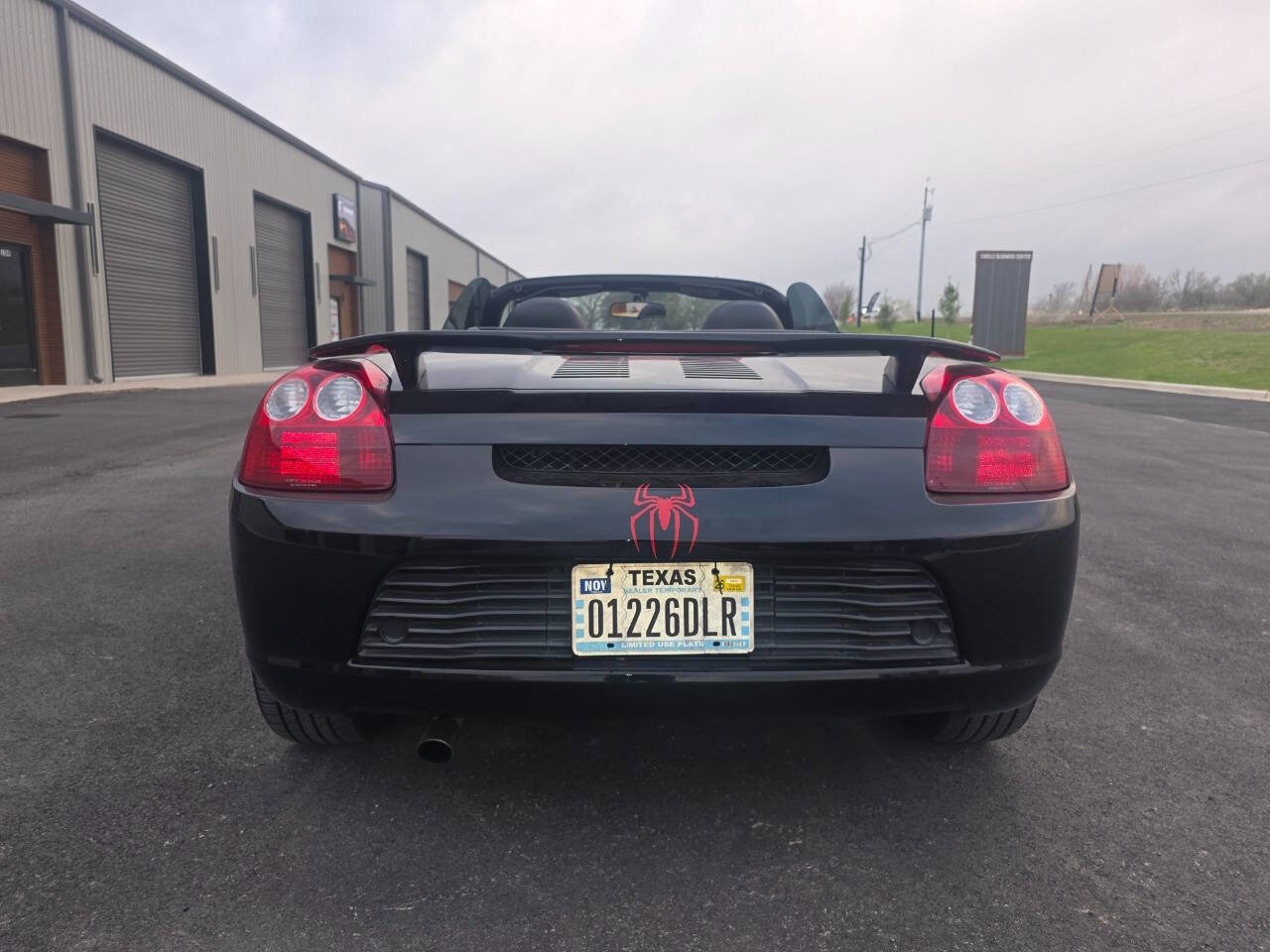 Used 2000 Toyota MR2 image 10