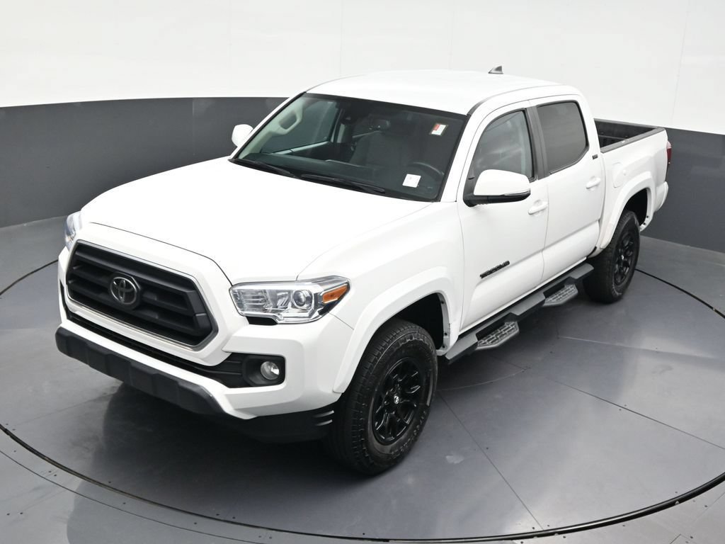 Used 2022 Toyota Tacoma SR5 RWD image 15