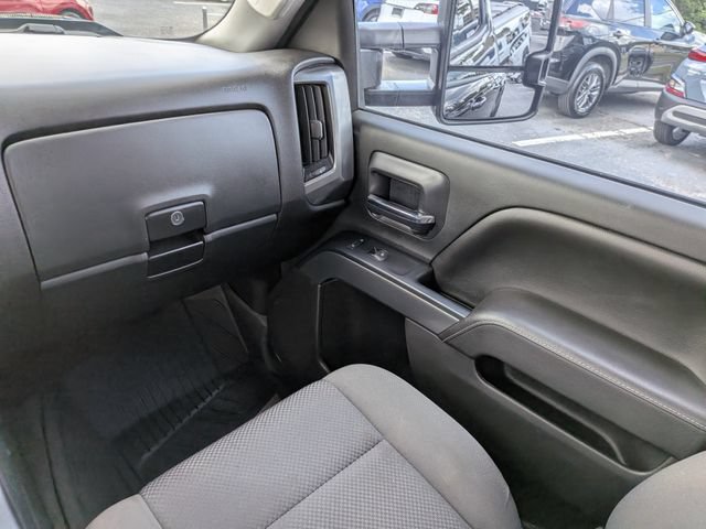 Used 2018 Chevrolet Silverado 1500 LT RWD image 16