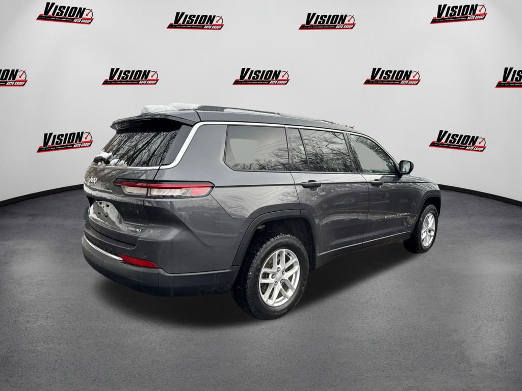 Used 2023 Jeep Grand Cherokee L Laredo image 5
