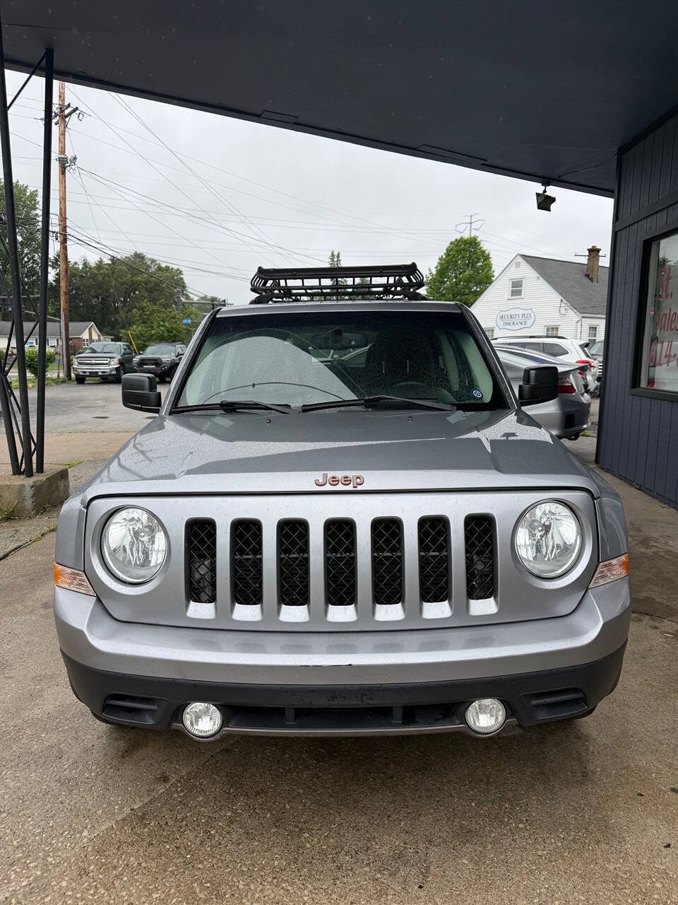 Used 2017 Jeep Patriot 75th Anniversary w/ Power Value Group FWD image 2