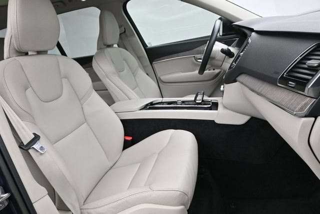Used 2023 Volvo XC90 B6 Plus w/ Protection Package Premier AWD/4WD image 34