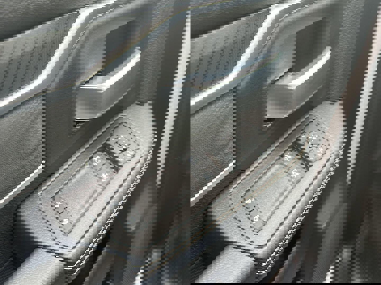 New 2026 RAM 5500 4x4 Regular Cab image 12